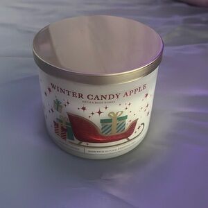 bath and body works candle.